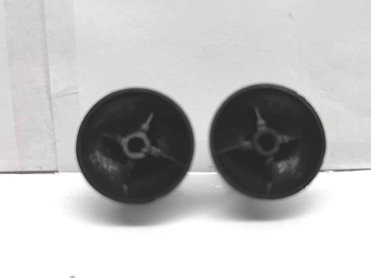 Original Xbox + Xbox 360 - Black Replacement Stick Thumb Caps - NEW
