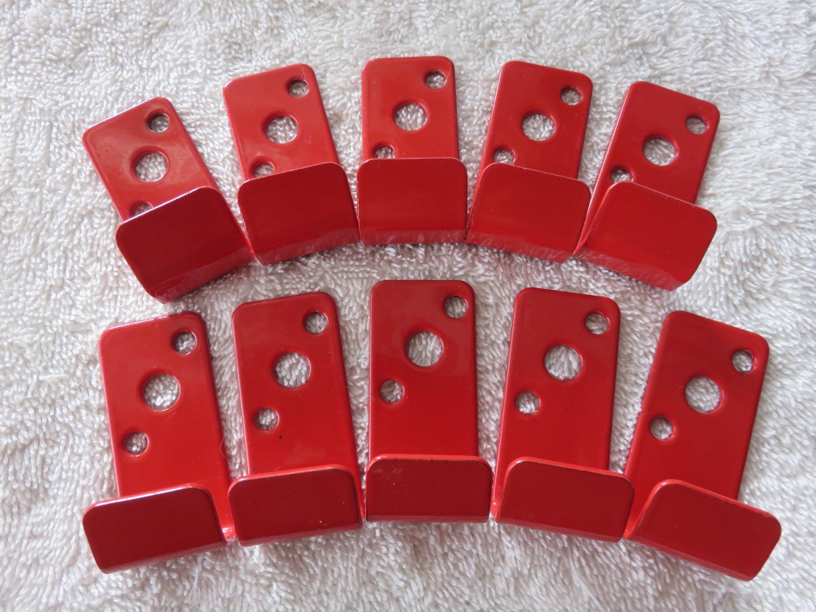 10-SLOT WALL HOOK-BRACKET-HANGER for 2/1/2 GALLON WATER TYPE FIRE  EXTINGUISHERS