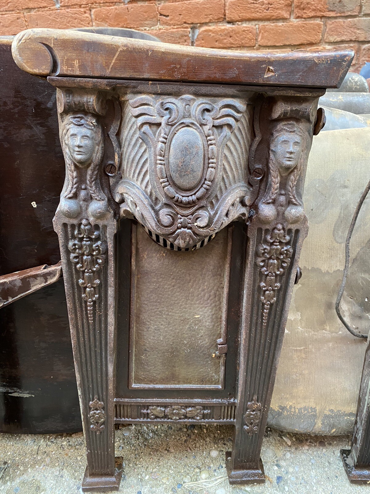 13 Art Nouveau Art Deco Theater Seats Cast Iron Ends American Seating Co 1927