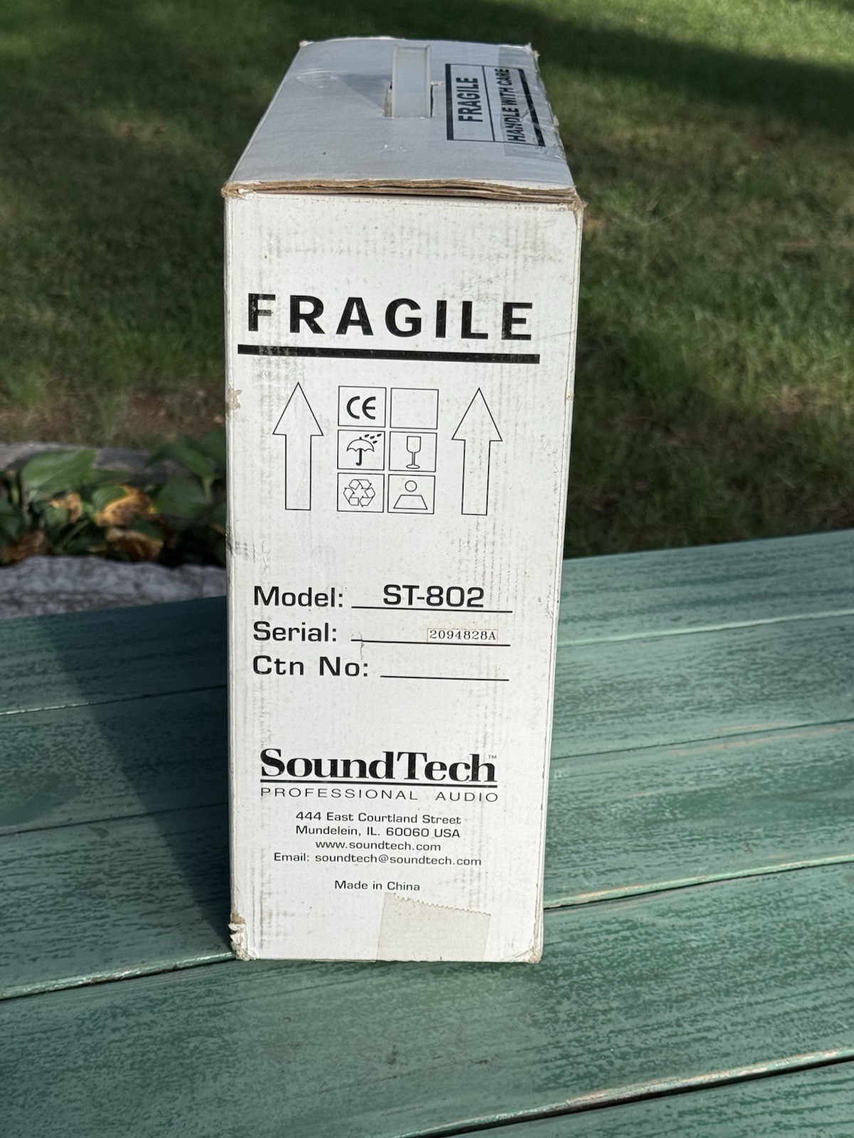 SoundTech ST-802 Karaoke Mixer