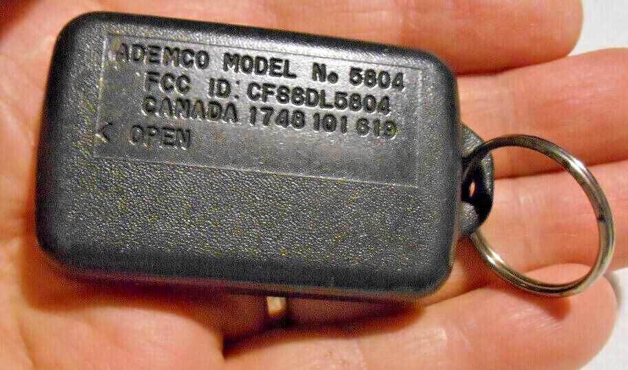 Vintage Ademco Model 5804 CF88DL5804 Home Security System Remote