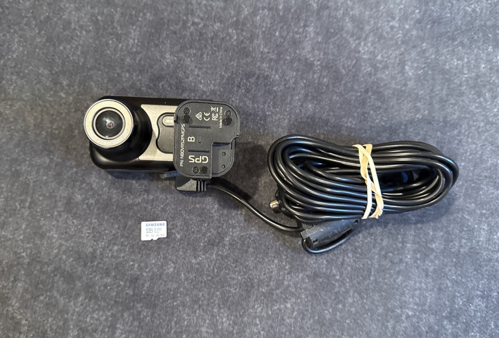 Nextbase 422GW Dash Cam w Car Charger & 128GB SD Memory Card! ~ Works Great!