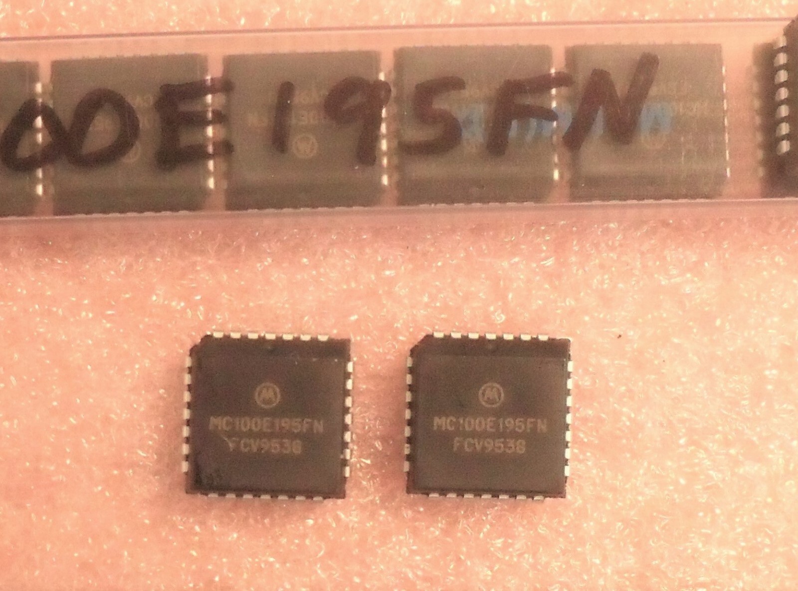 ECL Logic Gates - DIP & PLCC - Plastic & Ceramic - Lots and Singles - NEW