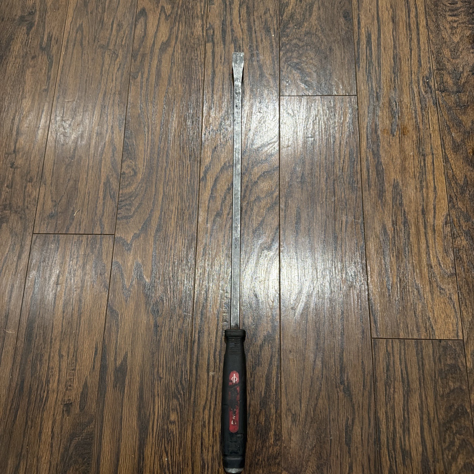 Mayhew  Black Hard Grip 24" Striking Straight Tip Heavy Duty Pry Bar