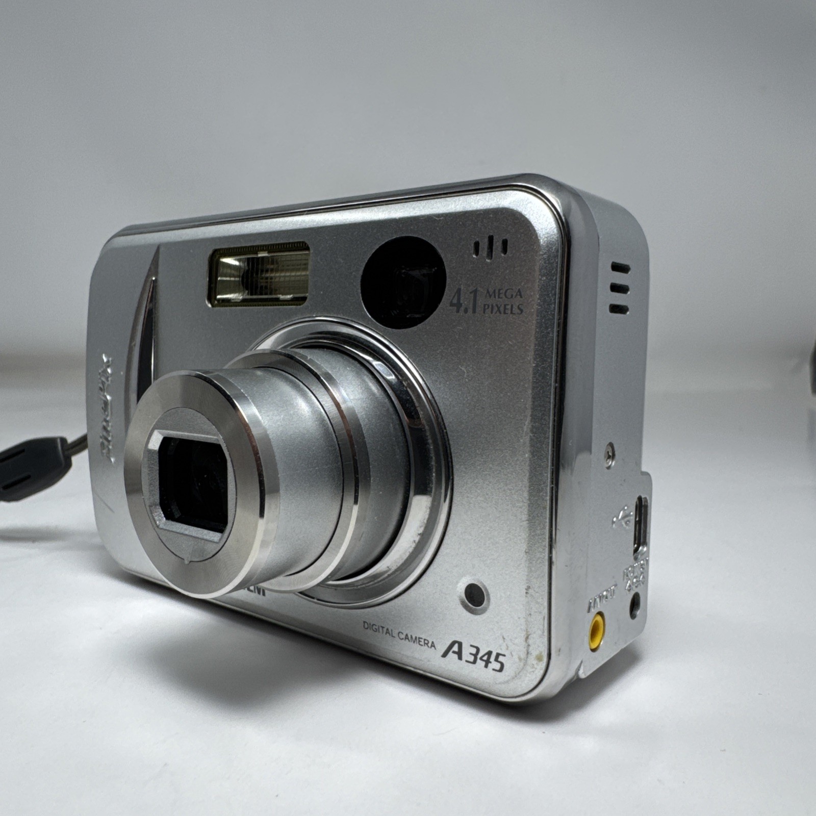 Fujifilm FinePix A345 4.1MP Digital Camera Silver