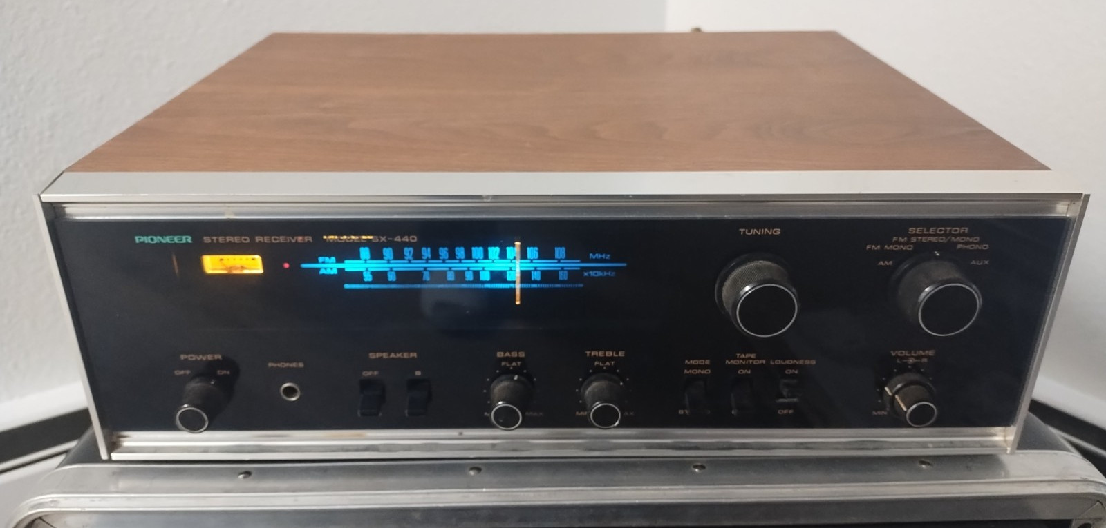 Vintage Pioneer SX-440 AM/FM Stereo Receiver - Tested!  Working!