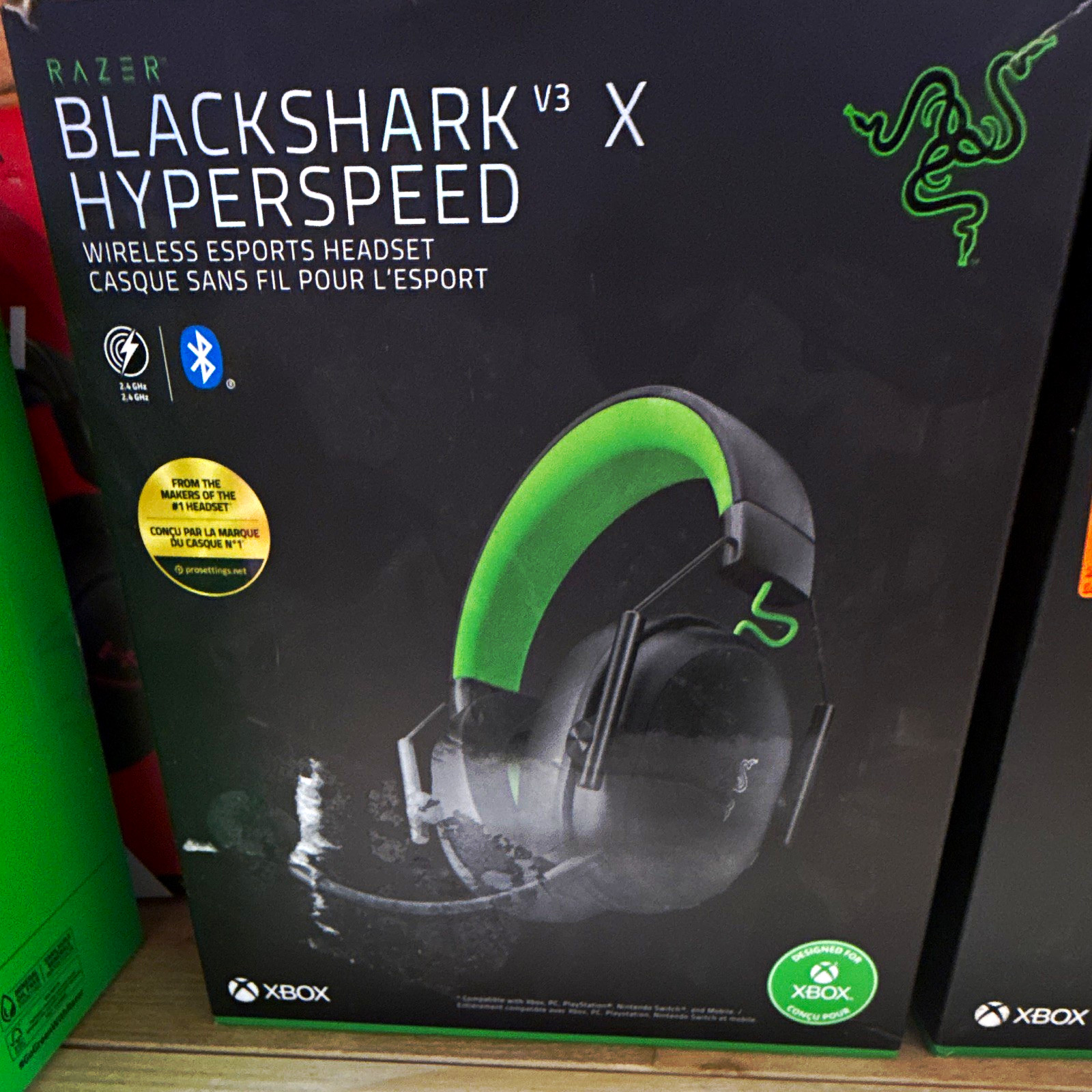 Razer BlackShark V3 X HyperSpeed Wireless Bluetooth Boom Mic Headset Black/Green