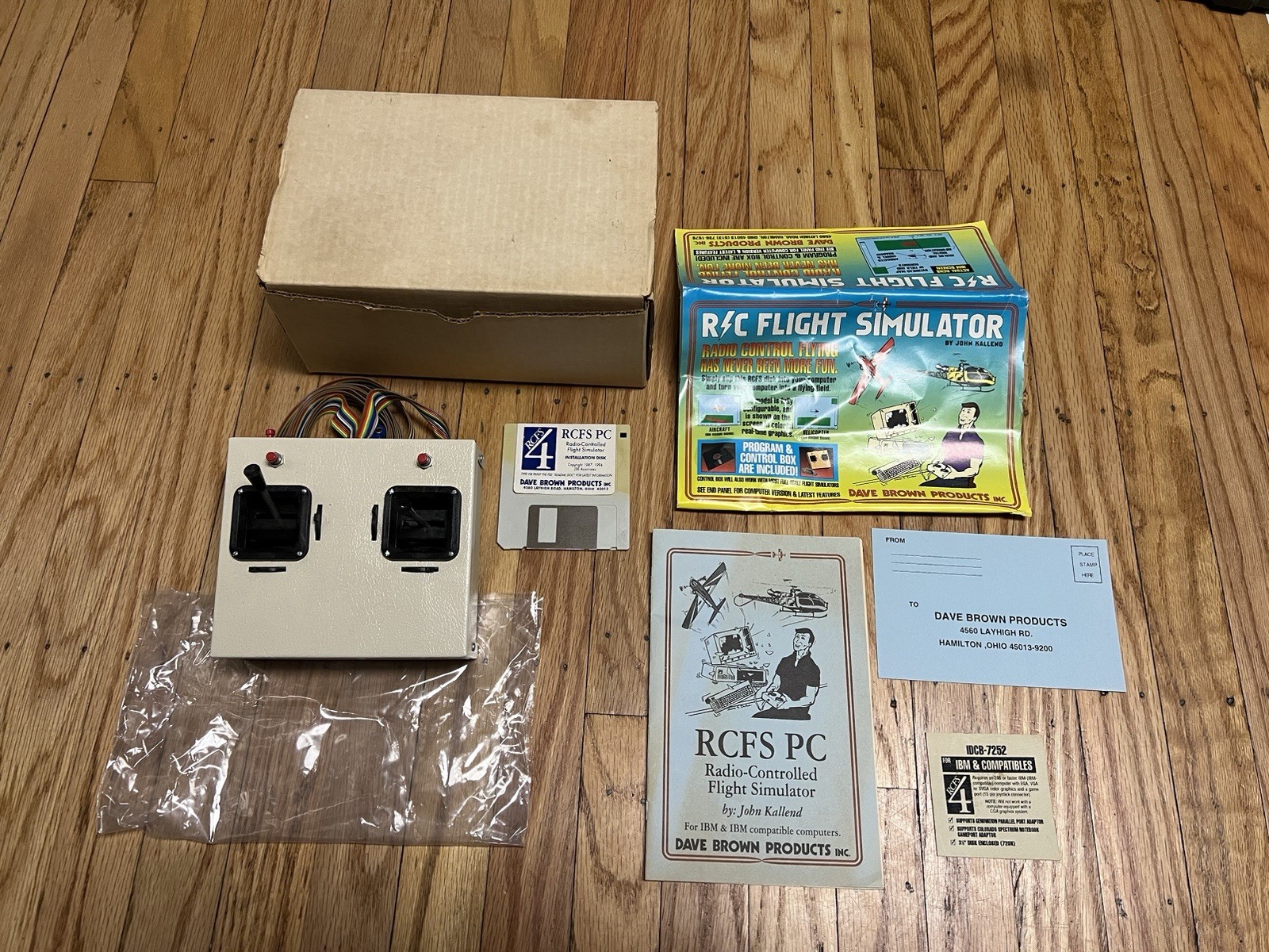 Vtg Dave Brown RC Flight Simulator Dual Joystick IBM Computer Box Manual Inserts