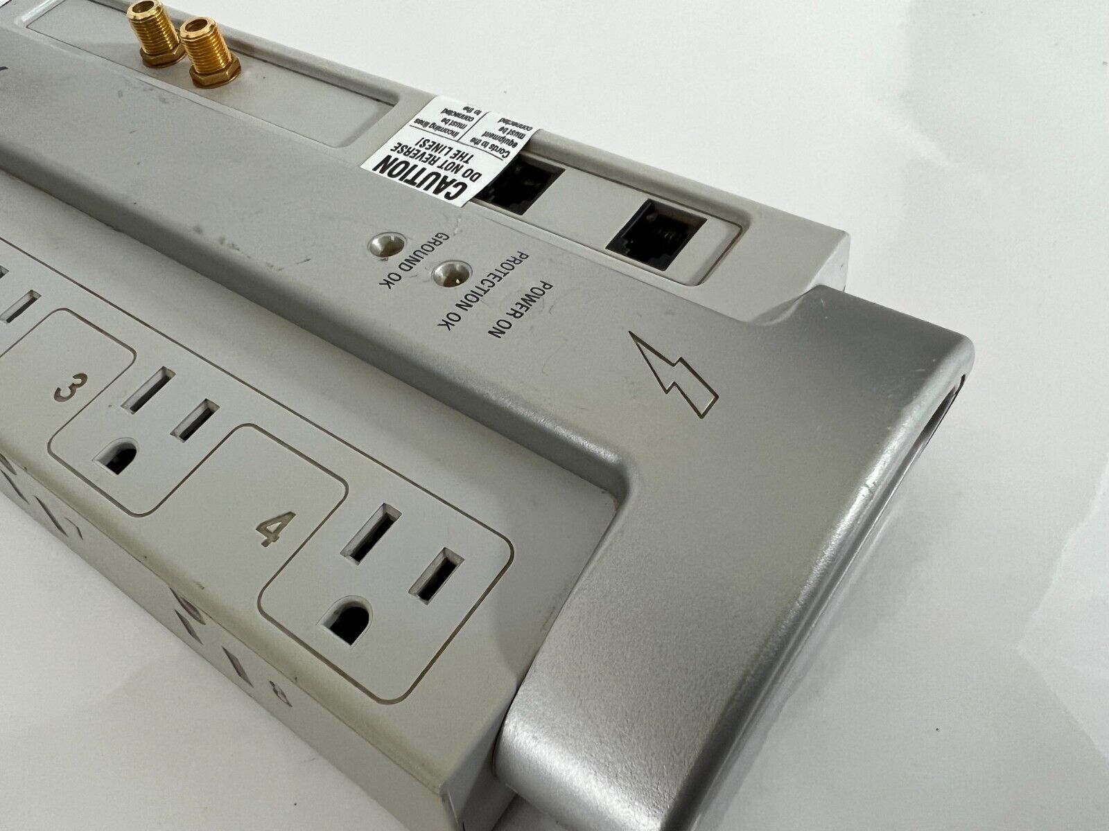 Panamax PM8-EX Power Line Conditioner 8 Outlet Surge Protector