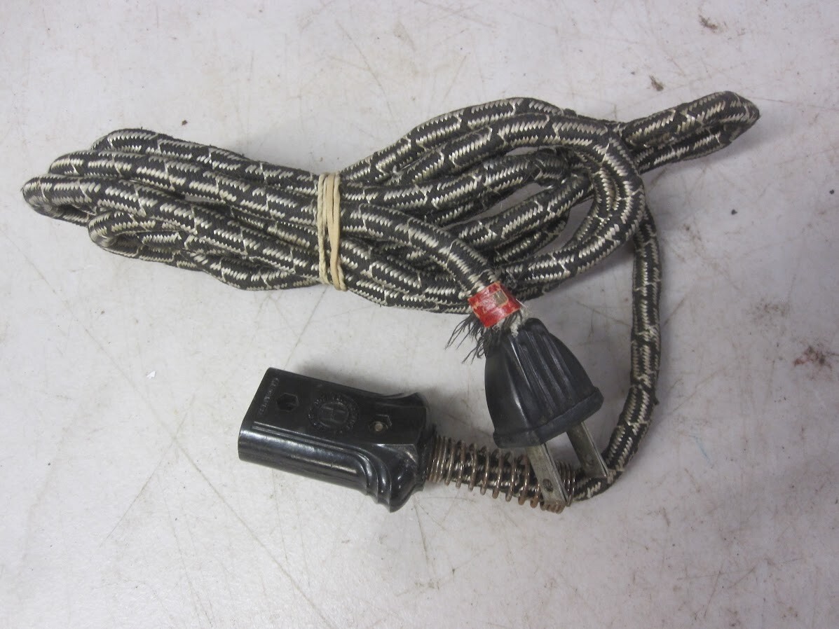 Vintage Hatfield Cloth Power Appliance Cord 7 Ft.- 2 Hole 10A-125V, 5A-250V