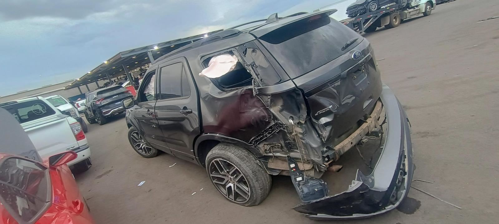 Driver Left Front Spindle/Knuckle Fits 11-19 EXPLORER 2496334