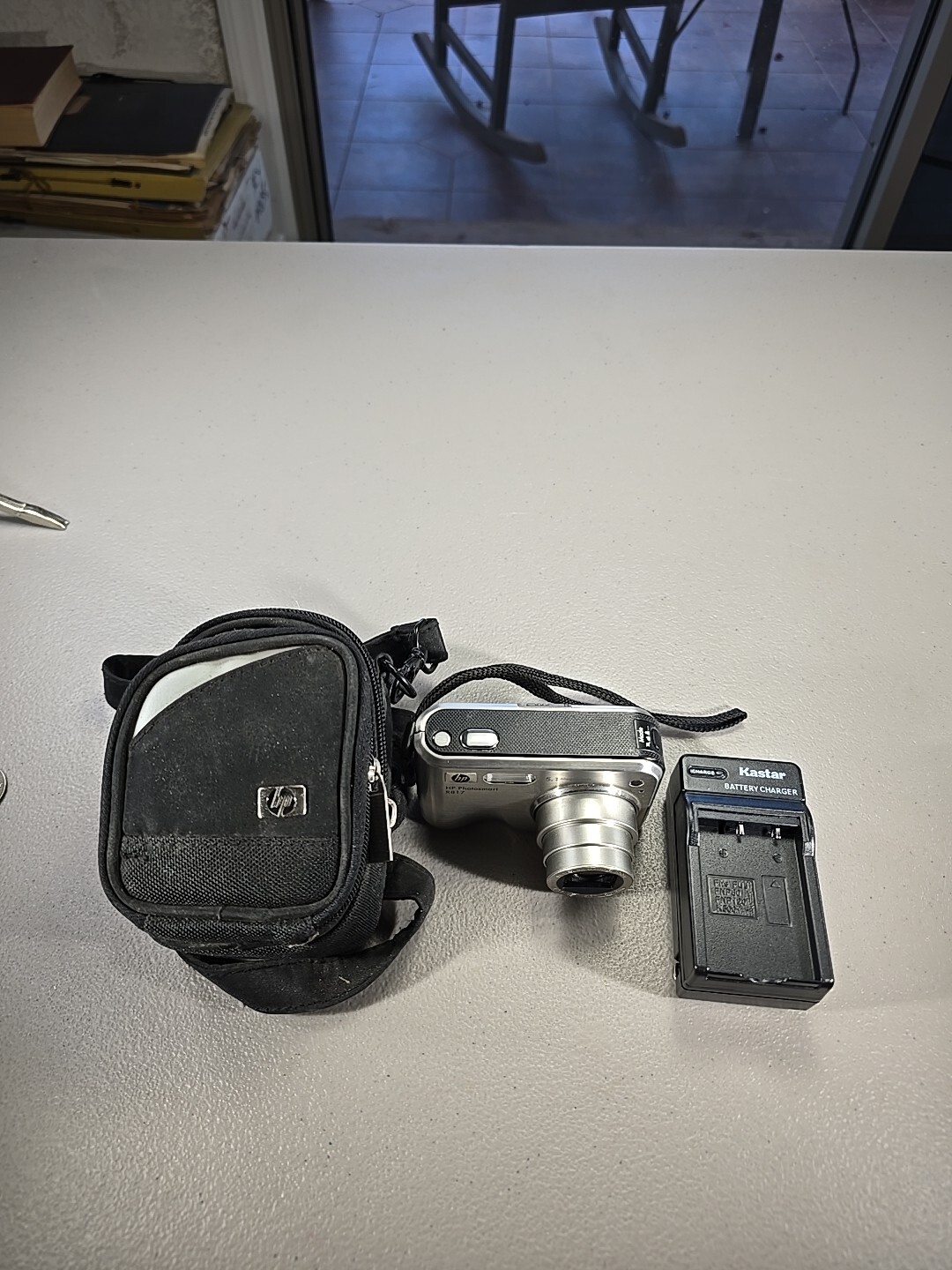 HP Photosmart R817 5.1MP Compact Digital Camera Silver Metal Tested New Battery