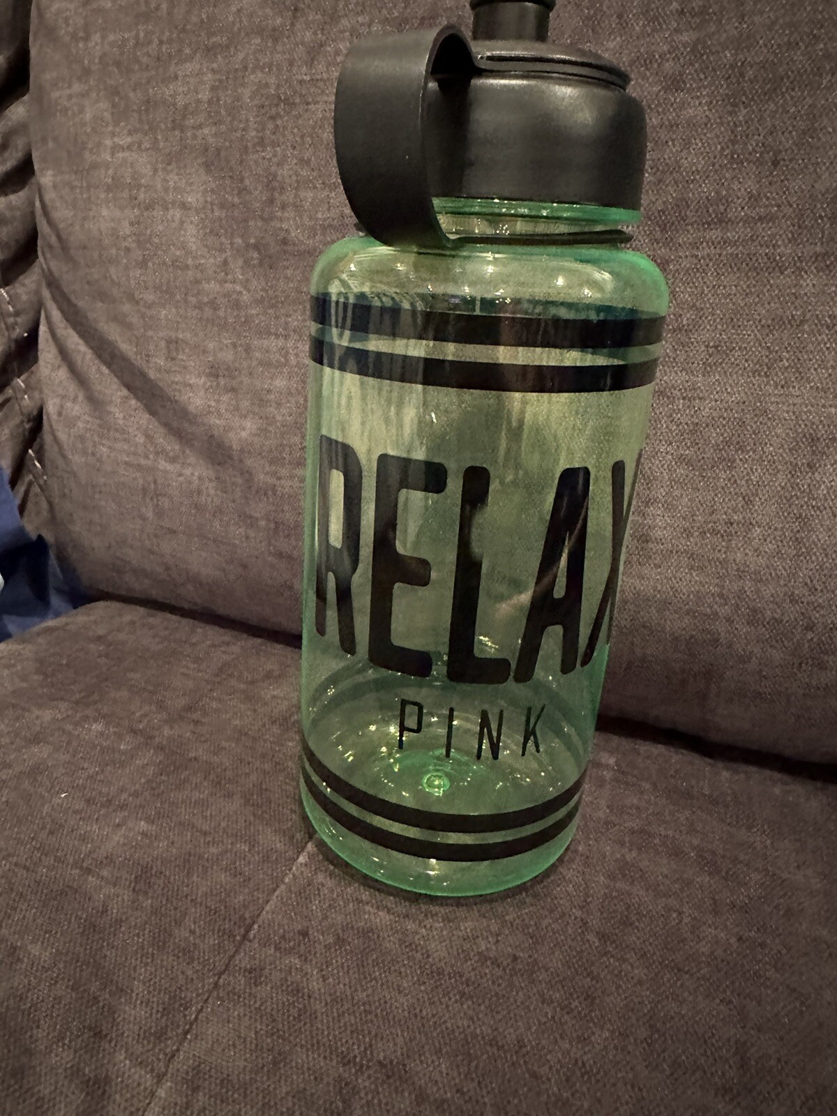 LOVE PINK 32 oz Water bottle Victorias Secret Green RELAX Strip NWOT