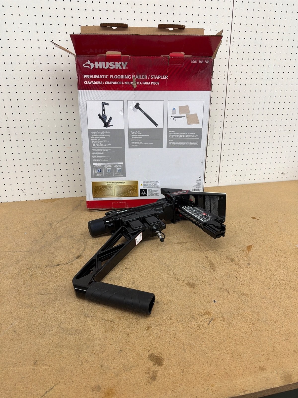 Husky Pneumatic 3-in-1 15.5-Gauge 16-Gauge Flooring Nailer ""Stapler ONLY""