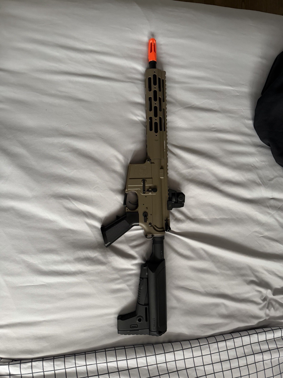 Lancer Tactical M4 Electric Airsoft Rifle Tan M-LOK w/ Magazines & LiPo Battery