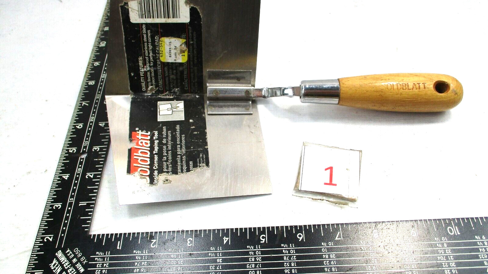 Goldblatt Contractor Grade Inside Corner Taping Tool