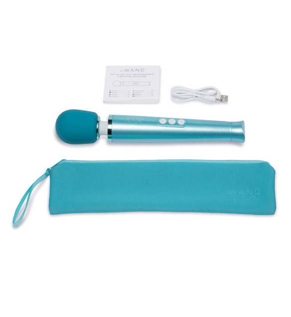 Le Wand Dive Submersible Rechargeable Vibrating Massager