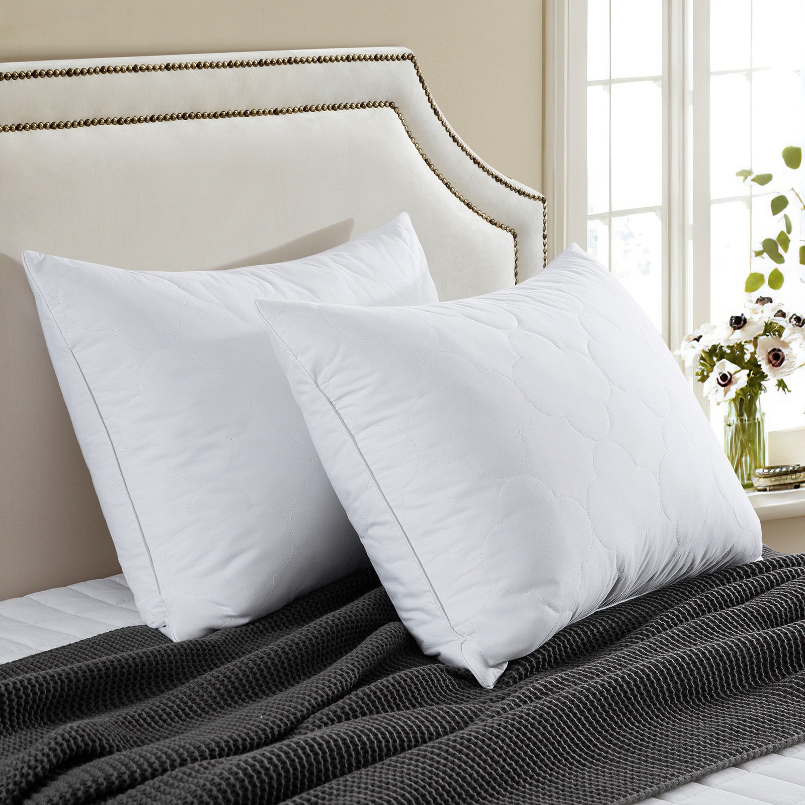 2 Pack Down Feather Blend Bed Pillows Cloud Quilted King Queen Size Pillow