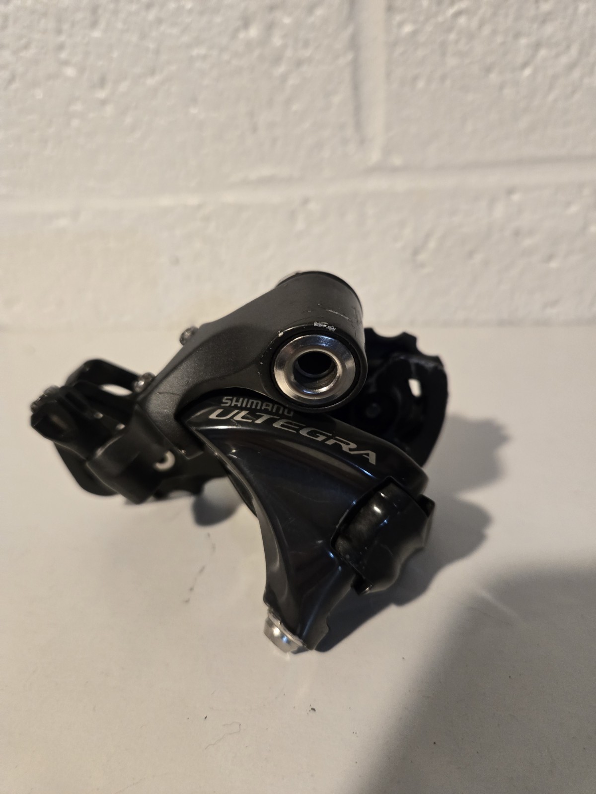 Shimano Ultegra 6700 Rear Derailleur Short Cage 11 Speed Used Good Condition
