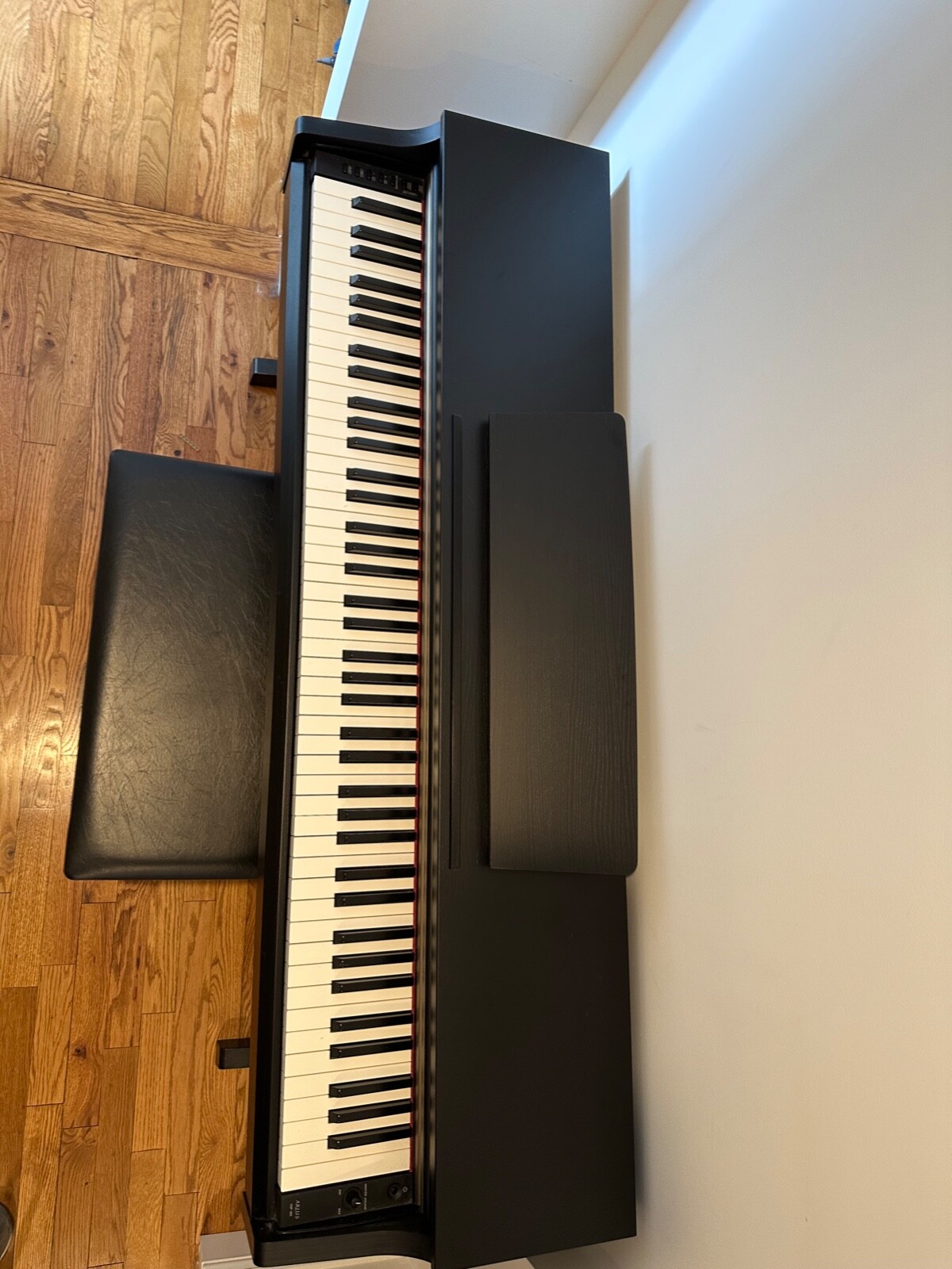 Yamaha Arius YDP 162, Walnut, excellent condition