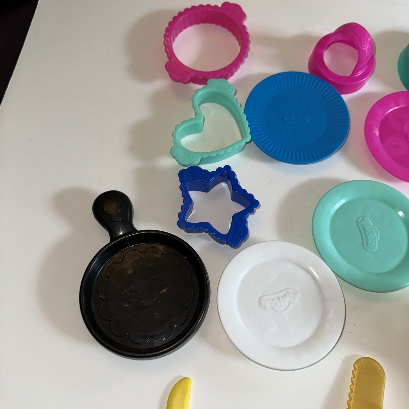 Mixed Lot 22 Piece Play- Doh Accessories Tools And Cutters