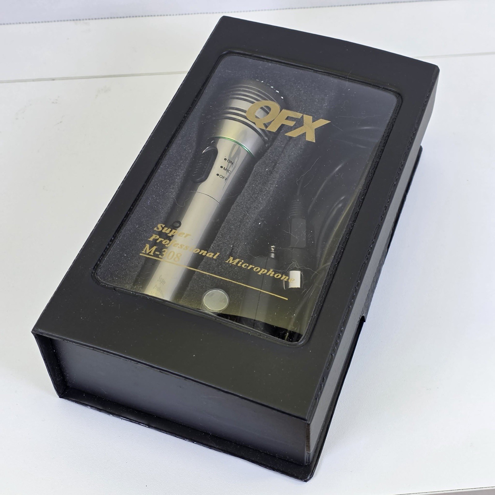 QFX Super Professional Microphone Model M-308 In Case With Cable