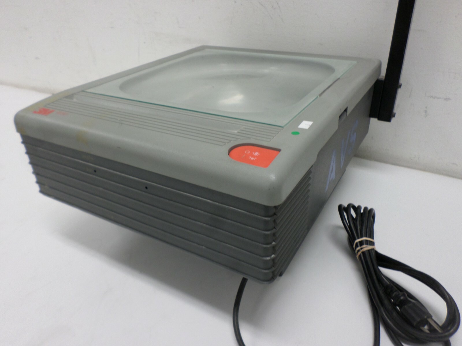 3M 9050 Overhead Projector Model 9000AJA (Bad Bulb)