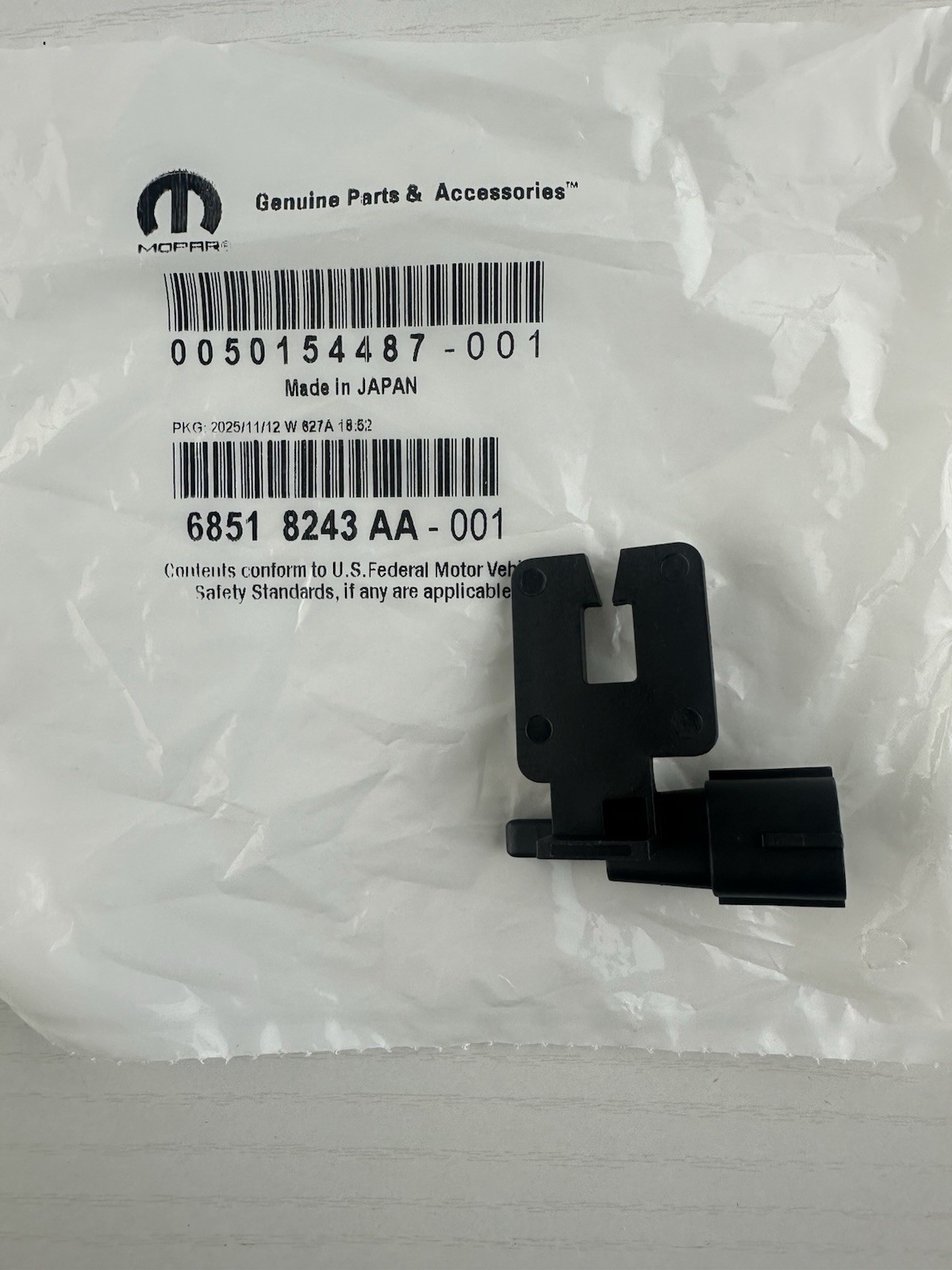 New Genuine Mopar Sensor-Ambient Temperature 68518243AA OEM