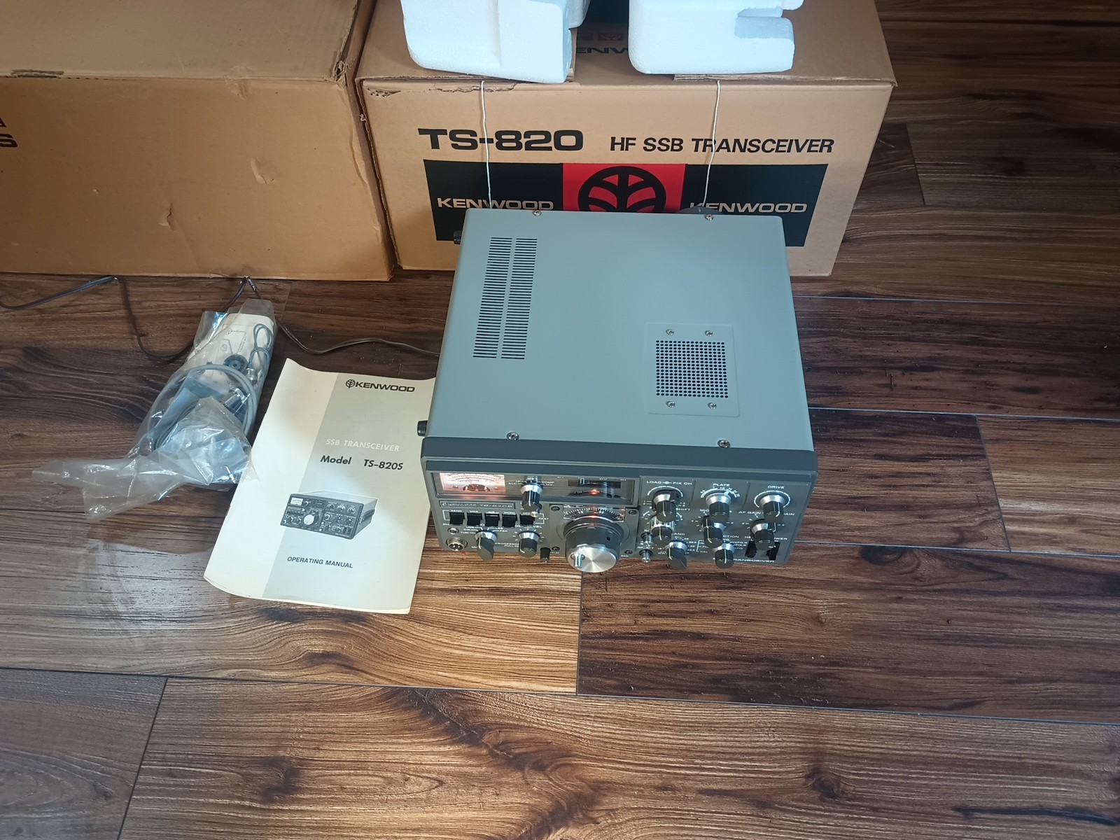 Kenwood TS-820S Ham Radio HF SSB/CW Transceiver + All Packing, Manual Nice