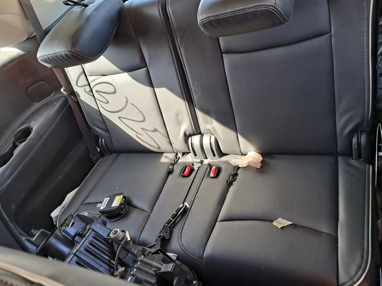 QX60 2018 Glove Box 4825680
