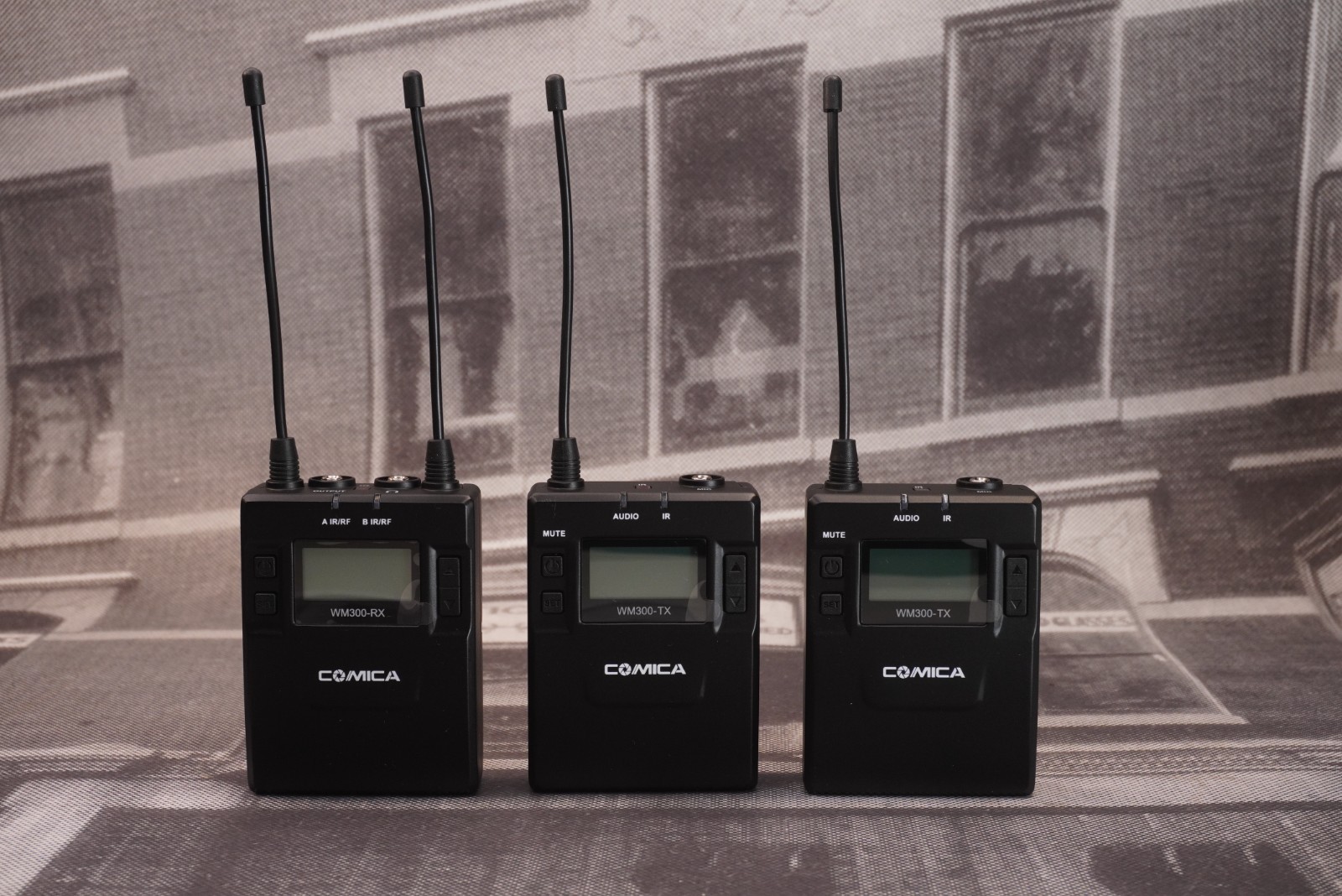 Comica CVM-WM300(A) Dual Wireless Transceiver+Receiver