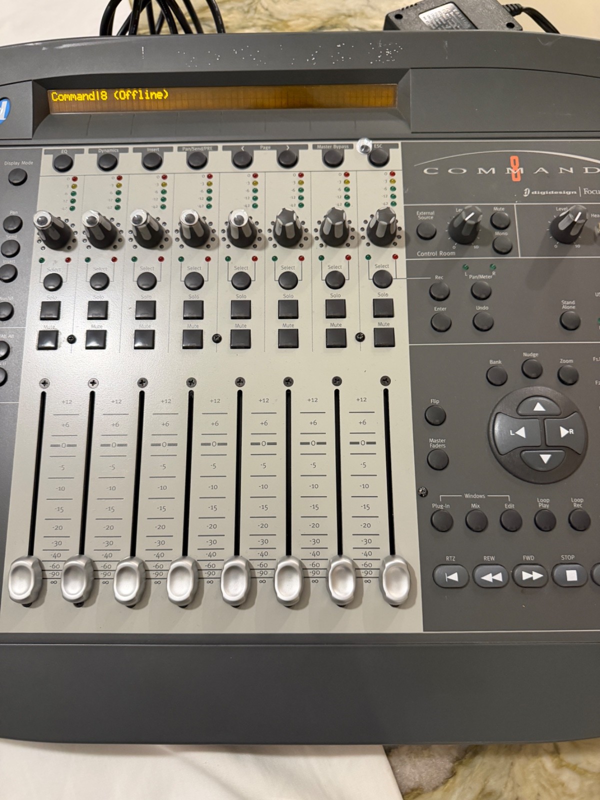 Digidesign Command 8 Audio Mixing Controller