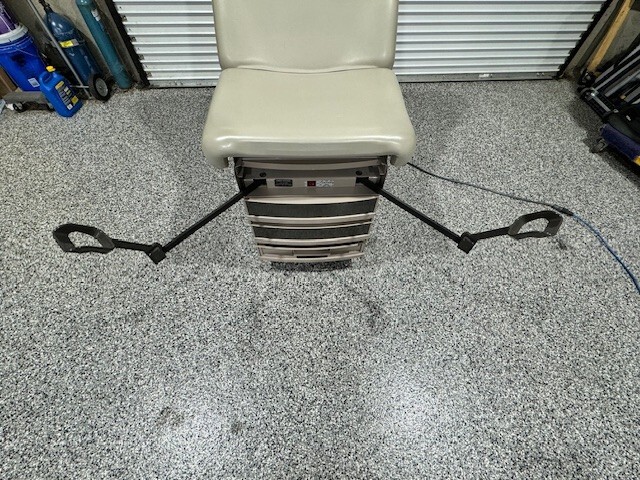 Ritter 304 Exam Table