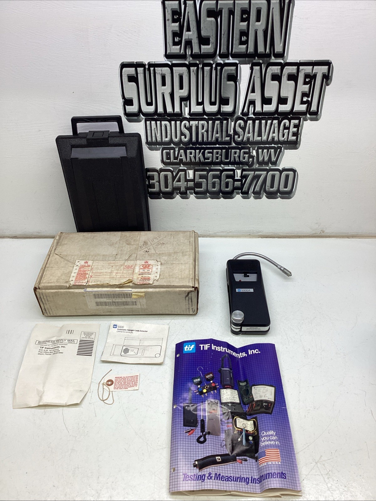 TIF Instruments Automatic Halogen Leak Detector 5000 A NIB