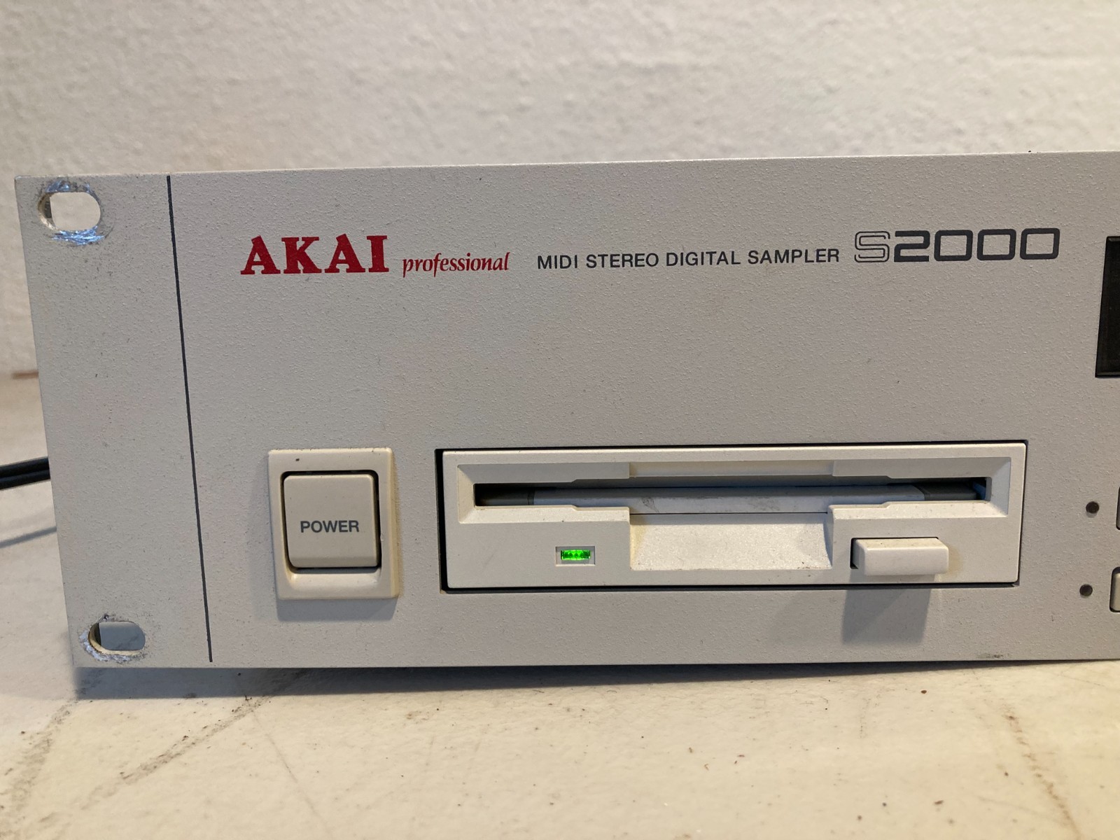 AKAI professional S2000 MIDI STEREO DIGITAL SAMPLER Musical Instruments Audio