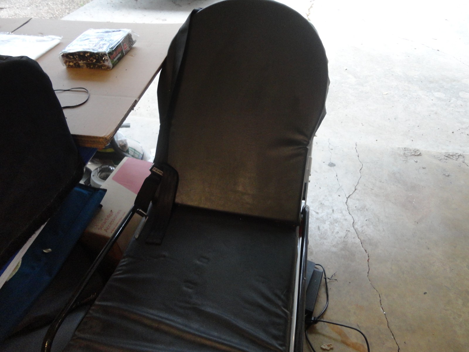 Ferno POWERFlexx+ Powered Ambulance Cot NEW Titanium never used from a college
