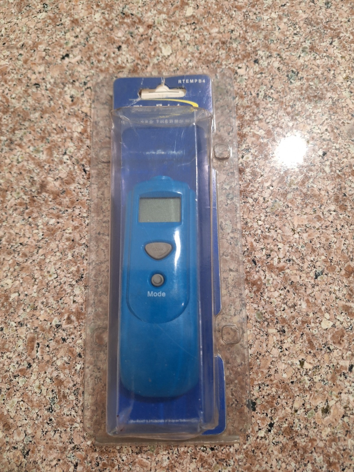 Blue-point Infrared Thermometer  RTEMPB4 EXCELLENT CONDITION
