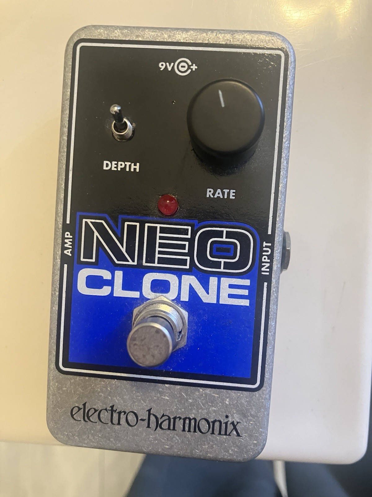 Electro-Harmonix Neo Clone Chorus Guitar Effect Pedal