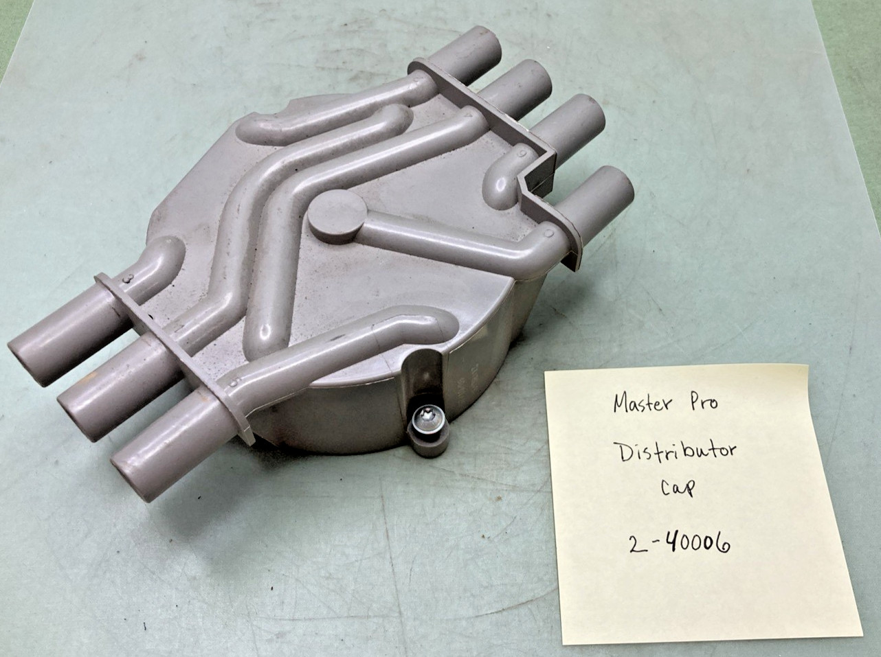 New Genuine Master Pro 2-40006 Distributor Cap