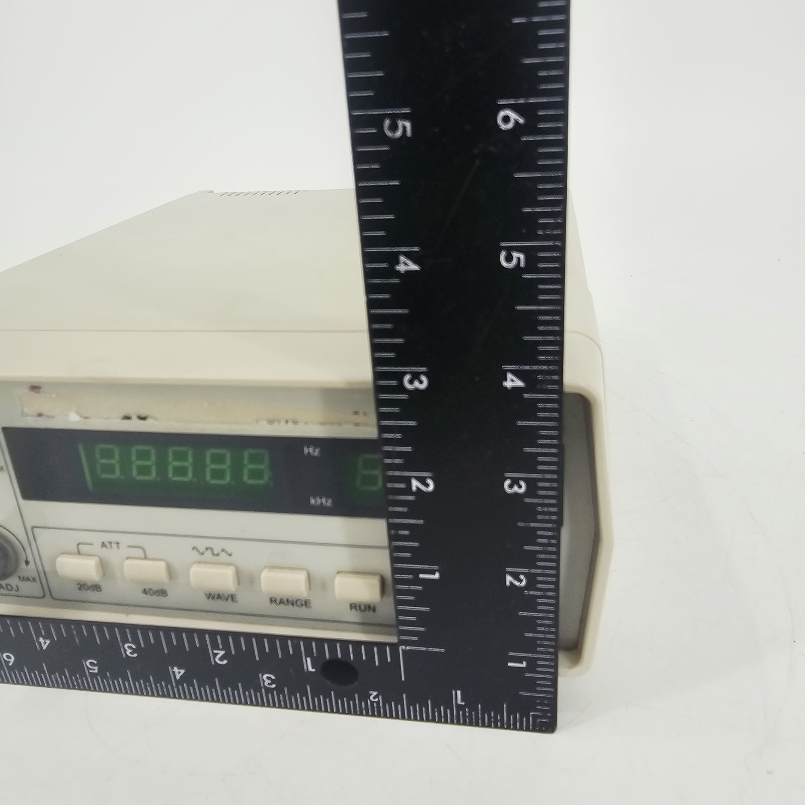 Sinometer 2MHz Function Generator VC2002 with high stability and accuracy