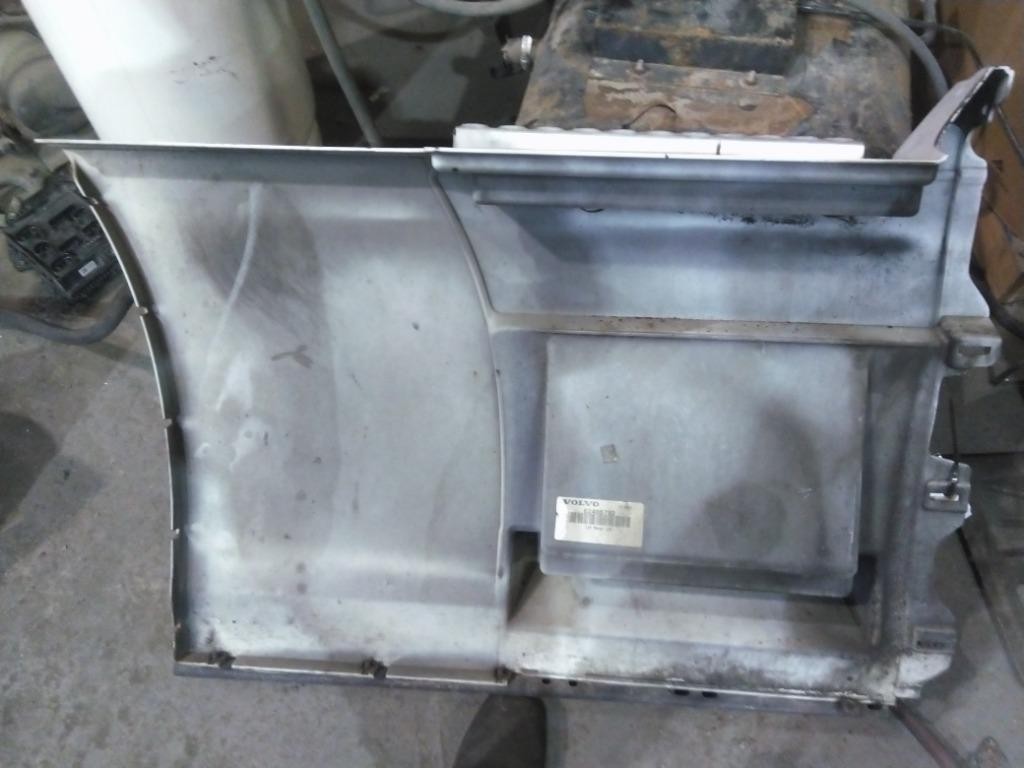 For 2015 VOLVO VNL SIDE FAIRING Left , OH