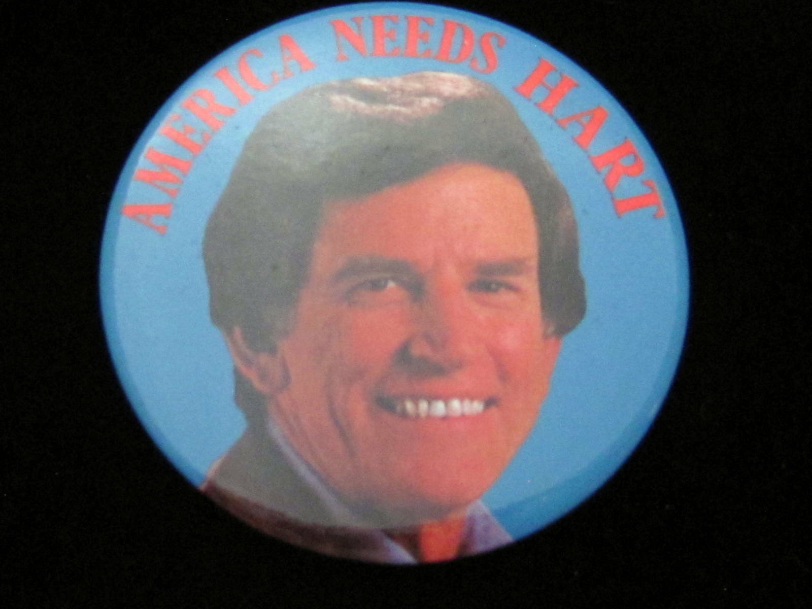 1984 Gary Hart for President 3" Pinback Button Democrat America Needs Hart