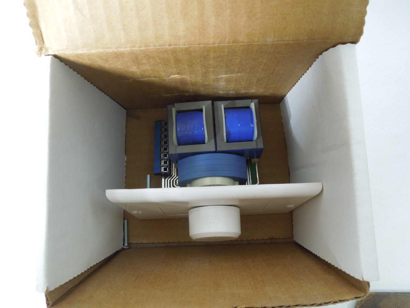 VANCO VCHWD Volume Control White - NEW