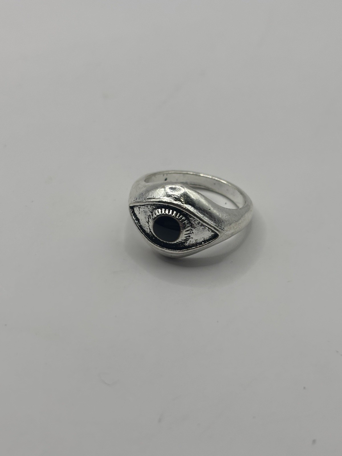 Y2K Vintage Silver Eye Black Ring Size 8.5 Unisex Brand New