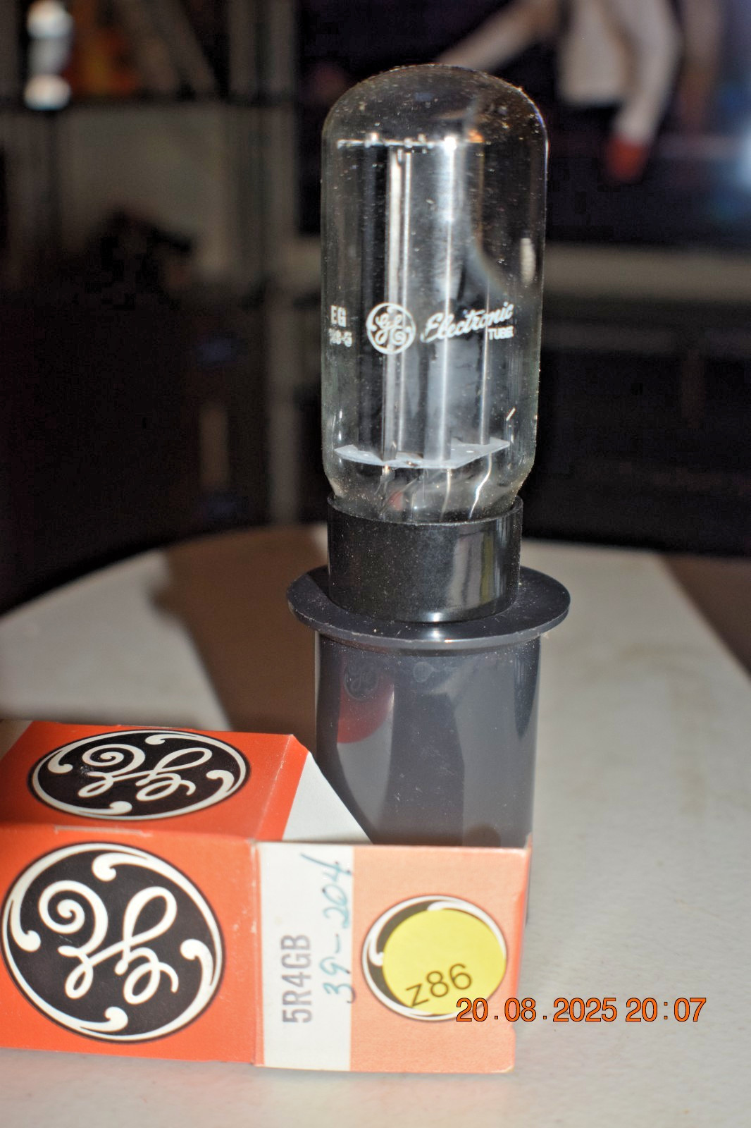 Vacuum Tube GE 5R4GB - TESTED STRONG - FREE USA SHIPPING