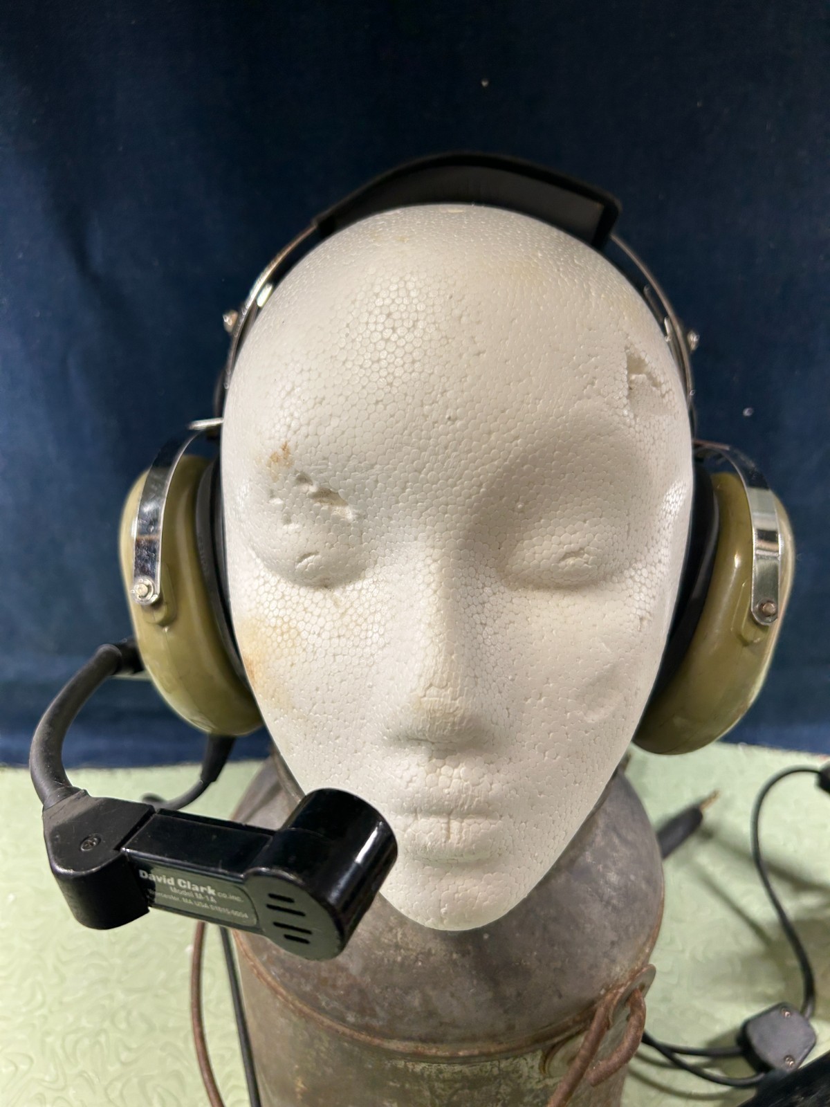 David Clark H3530 Aviation Support Headset M-1A Mic, Push to Talk Belt Clip ++