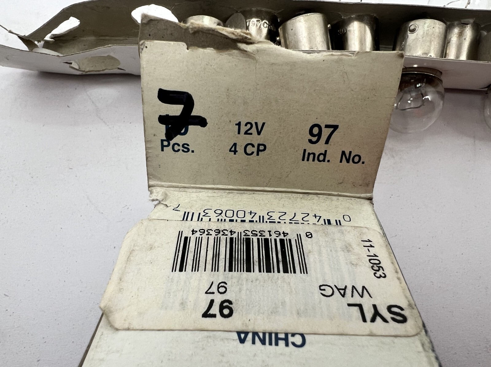 Lot of 29 Wagner Lighting Miniature Automotive Bulbs Vintage