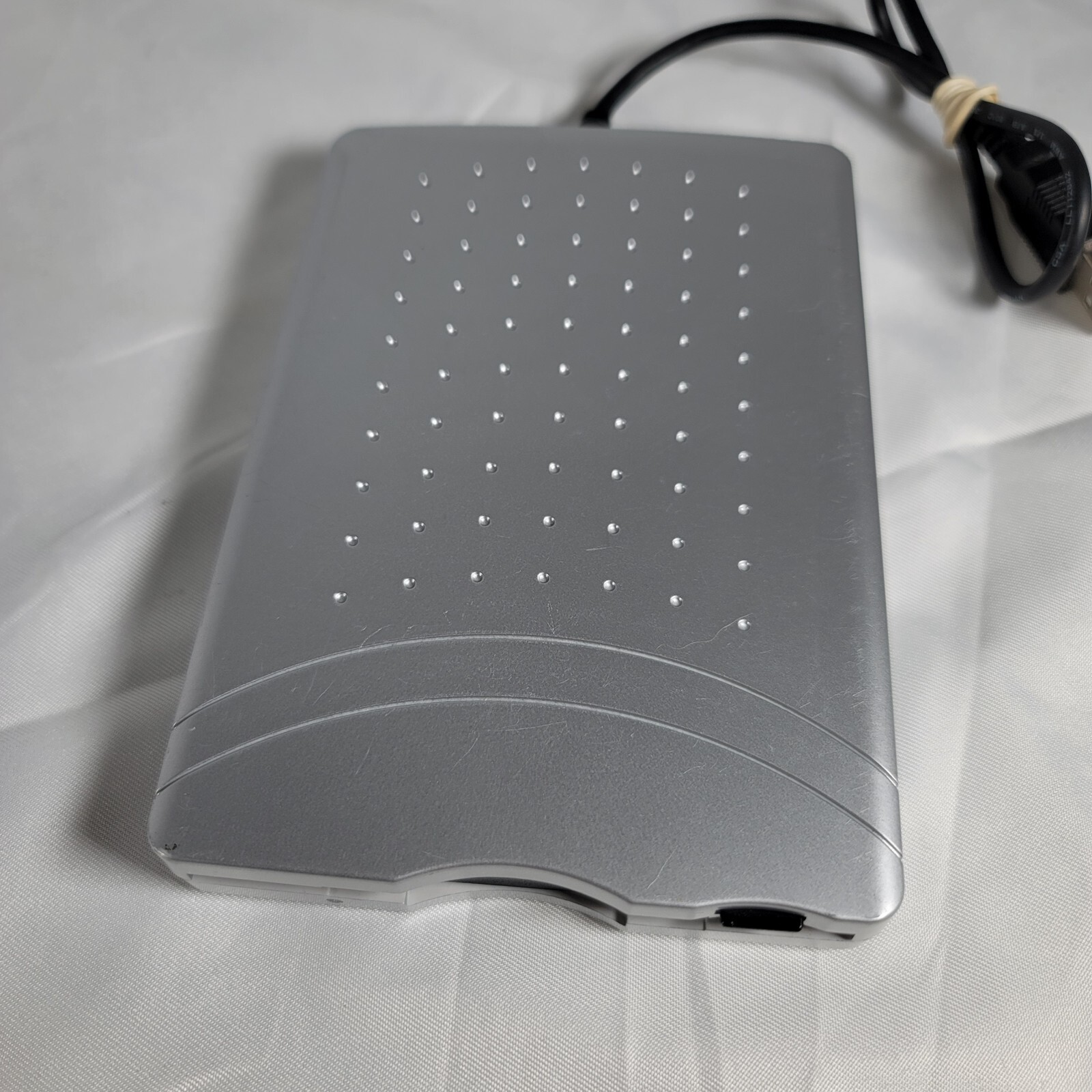 Dynex Slim USB External Floppy Disk Drive DX-EF101 3.5" Diskette Drive- Untested
