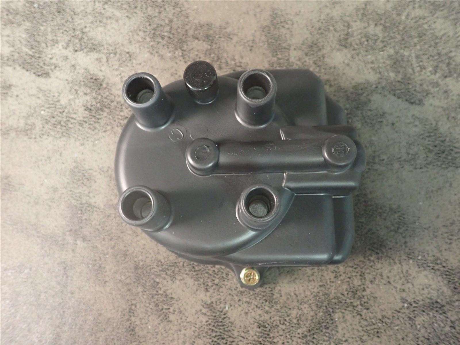 NEW Wells JD910 Distributor Cap (SS49)