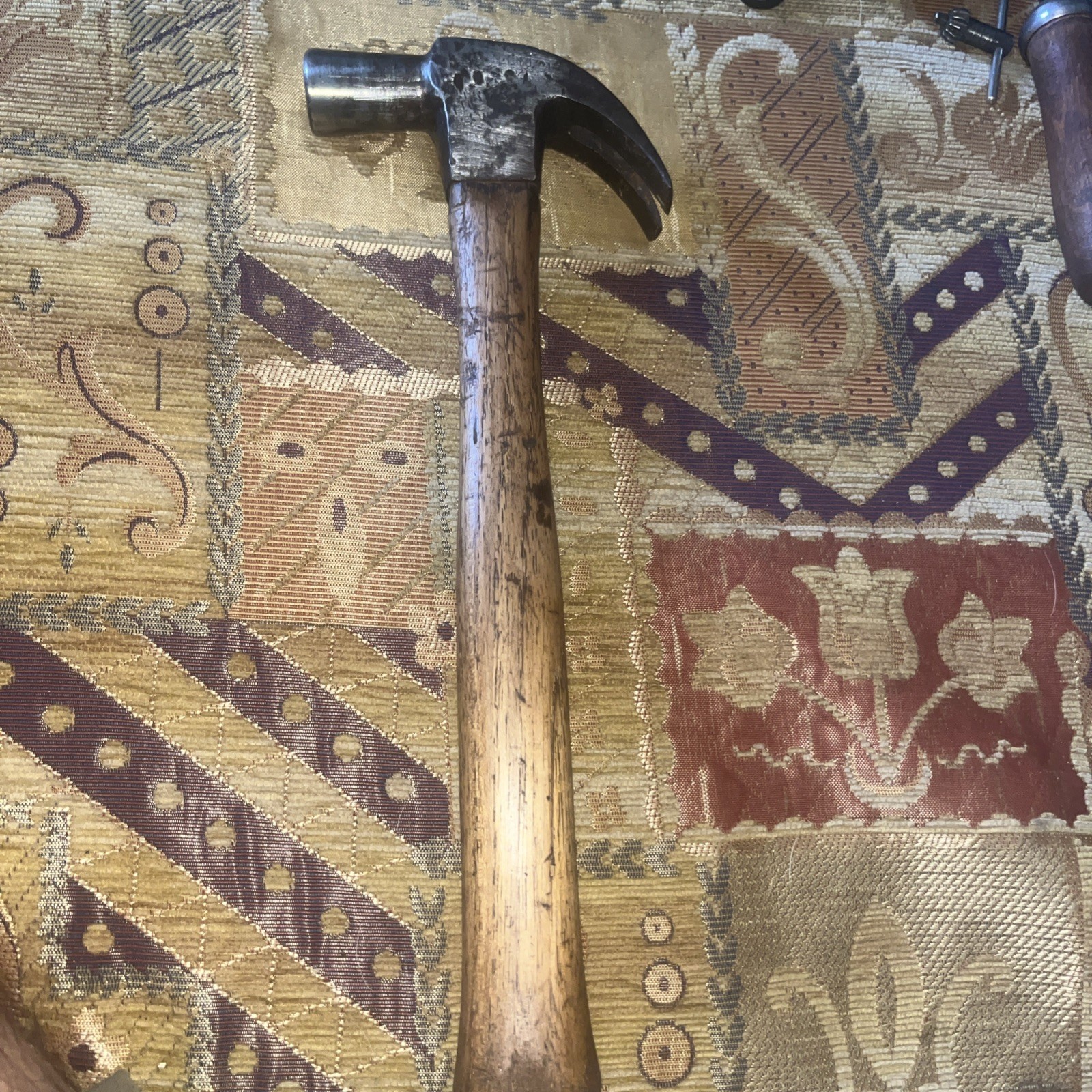 Vintage Stanley No. 4 1/2 16oz Claw Hammer Hickory Handle Made in England